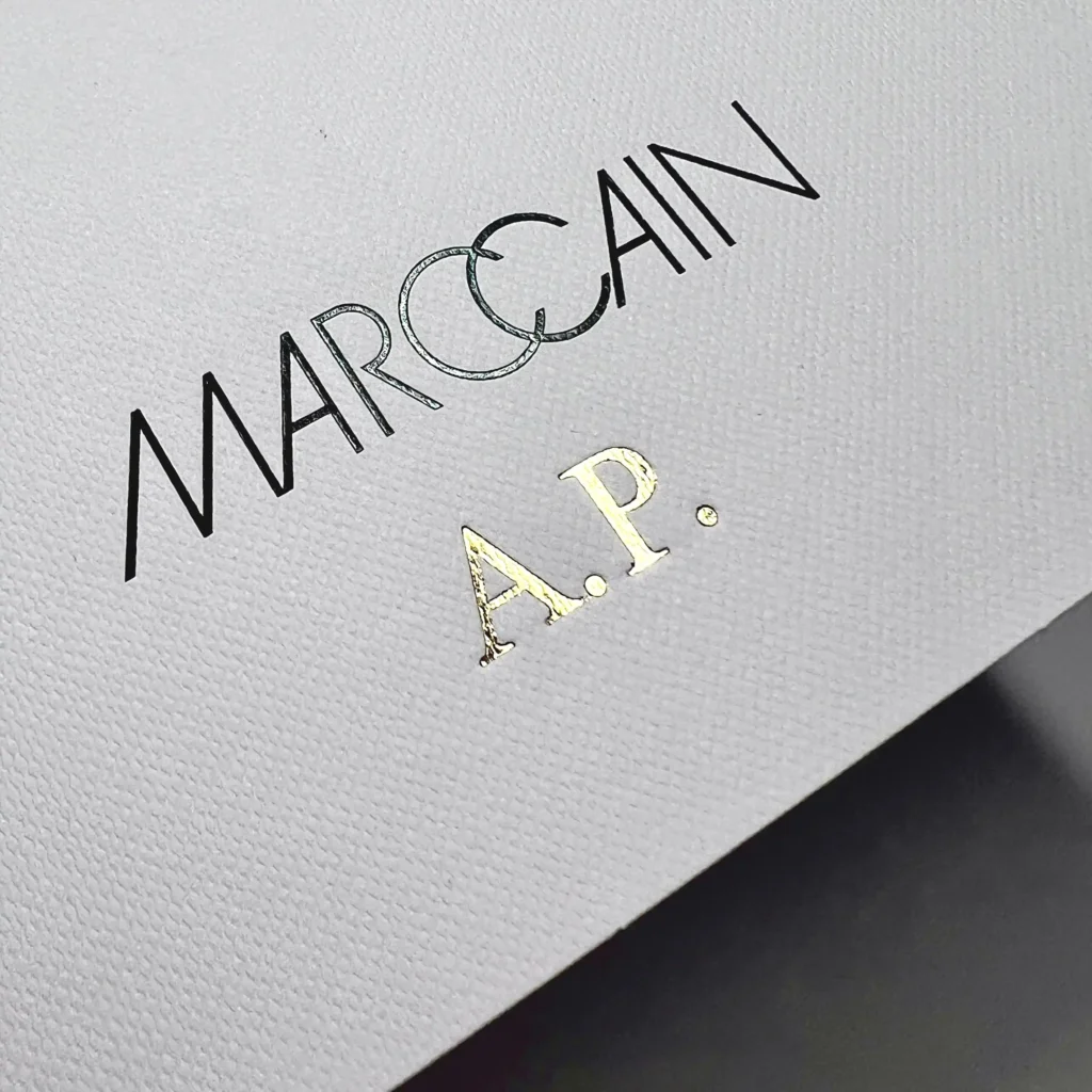 Live vor Ort personalisierter Umschlag mit Goldfolienprägung