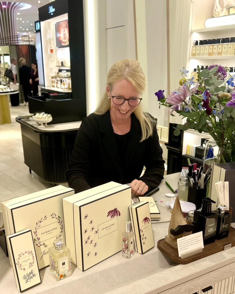 Ann Pink Ink Live Personalisierung Live Event Artist Personalisierung