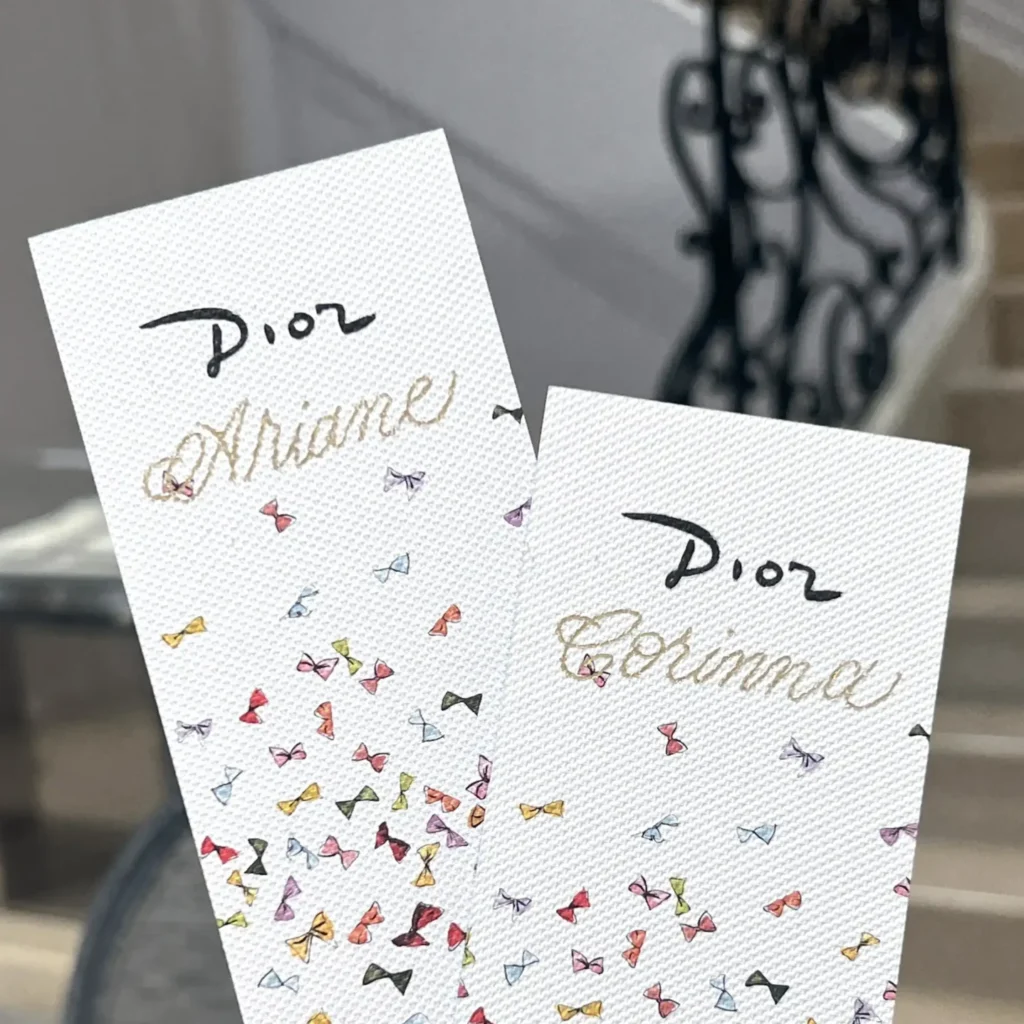 Hot Foiling Bookmarks Heissfolierte Lesezeichen mit Kalligraphie für Dior