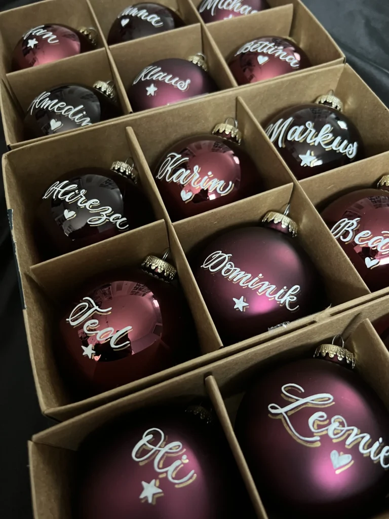 Bestelltung Christbaumkugeln Bestellung von beschrifteten Christbaumkugeln