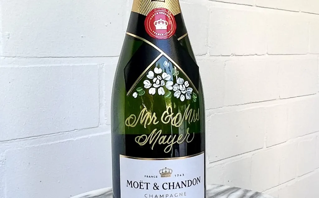 Moet Chandon mit Bemalung Moet & Chandon mit Personalisierung