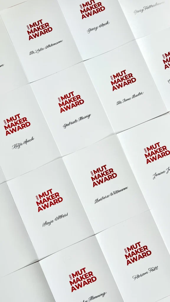 Pressemappen Kalligraphie Kalligraphie auf Pressemappen